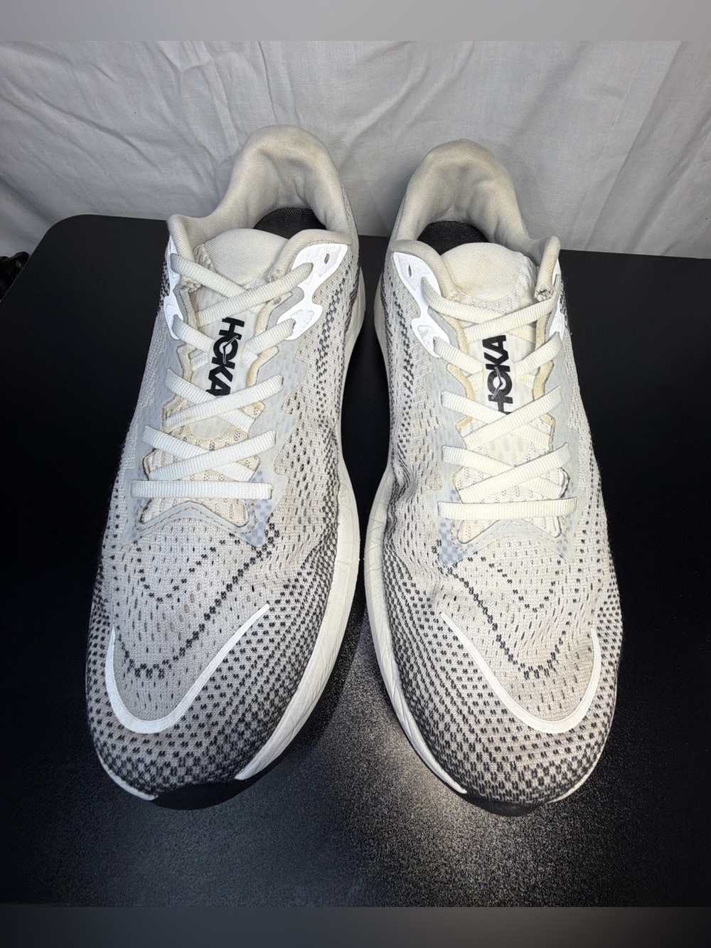 Hoka One One Rincon 4 White/Black Running Shoe's Men's Size 12D 1155130WBLC